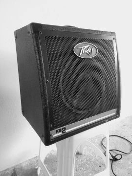 Amplificador Peavey KB2 em excelente estado.
