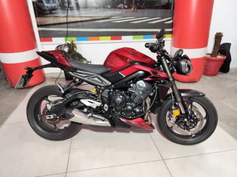 Triumph Street Triple 765 Rs 2023 / 4.760 km 