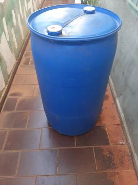 Tambor de plástico azul 200 litros