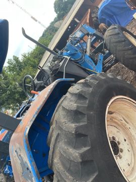 Trator TL 85 com Garfo