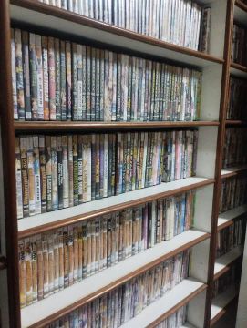 Grande coleção de DVDs - Diversos gêneros