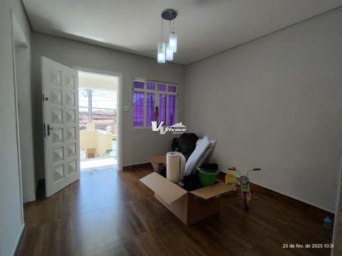 EXCEPCIONAL CASA TÉRREA DISPONÍVEL PARA LOCAÇÃO NA VILA MARIA ALTA COM SUÍTE E 03 VAGAS DE