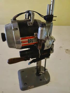 Máquina de Corte Brute Eastman