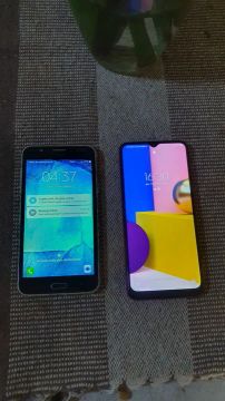 2 celulares Samsung a02s e  j7 os dois por 600