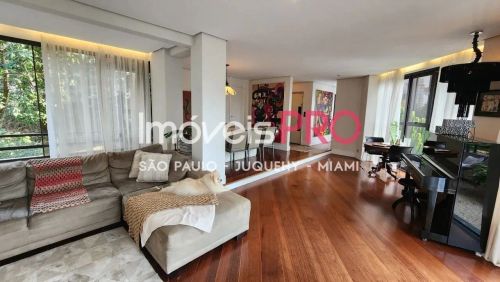 Apartamento Reformado de 189m² no Panamby