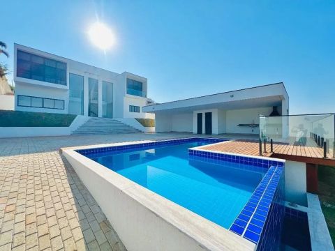 Sobrado em Condomínio Residencial Shamballa III - Atibaia