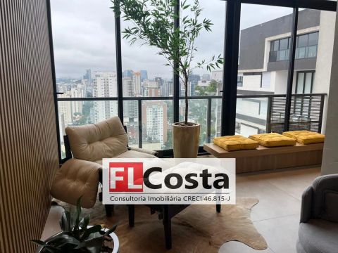 Cobertura Duplex com 215m2, 3 suítes - Vila Olímpia - São Paulo - SP