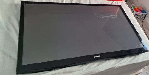 TV Samsung pn43h4000ag *** PLACA QUEIMADA ***