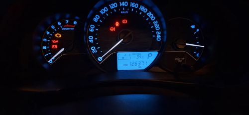 Corolla gli 1.8 automático carro bem conservado