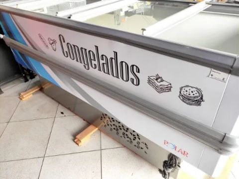 Ilha De Congelados 2 metros - Polar (Consulte disponibilidadE)
