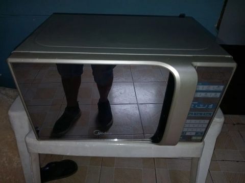 Micro-ondas midea 21 litros valor 200 rs faço entrega 