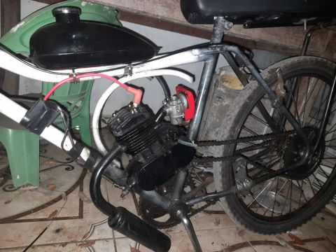 Troca-se ou vende-se kit Motorizada 80cc