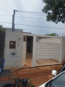 Imóvel para aluguel com 100 metros quadrados com 2 quartos em Santa Mônica - Campo Grande 