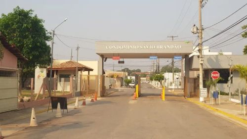 CASA A VENDA COM MOVEIS PLANEJADO E PLACA SOLAR 