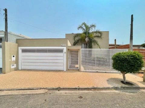 Casa a venda no setor de Mansões Sobradinho 