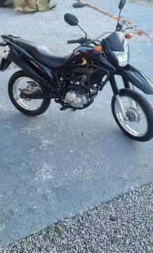 Moto Broz 160