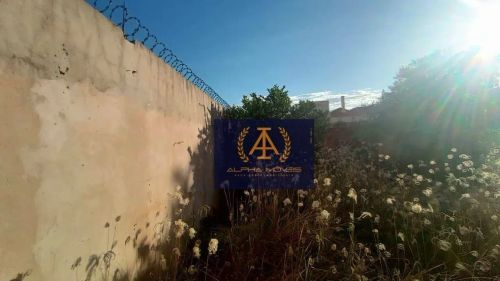 TERRENO MURADO BEM LOCALIZADO
