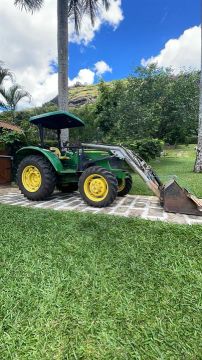 Trator John Deere 5055E estado de novo!!! PROMOÇÃO !!!