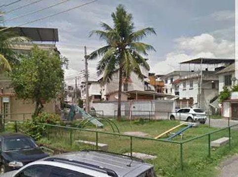 Casa à venda Rua André Azevedo, Olaria, Zona Norte,Rio de Janeiro - R$ 390.000