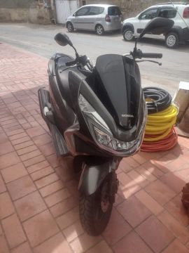 Honda PCX 150 - Scooter impecável