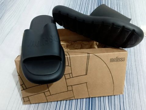 Chinelos Melissa Preto novo 