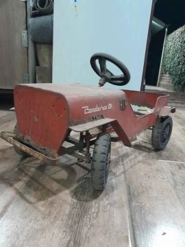 antigo jeep bandeirantes