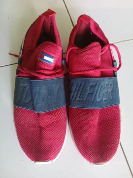 Tênis Tommy Hilfiger Vermelho usado 