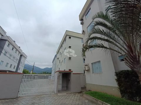 Apartamento em Vila Baependi
