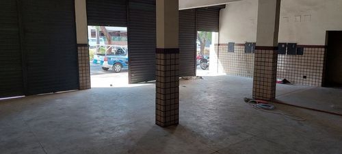 Alugo loja 350m2  Av Renato Azeredo 