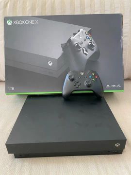 XBOX ONE X - 1 TB - Excelente Estado.