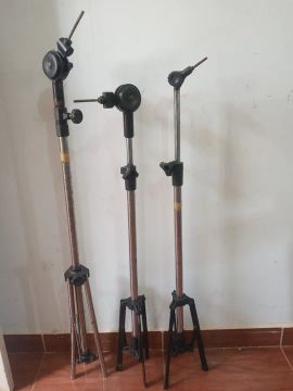3 ESTANTE DE PRATOS SIMPLES USADA