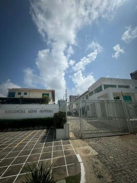 Casa em Condomínio 