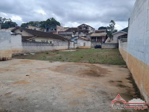 (I) TERRENO GRANDE COM 1.283,71M² COM CASA NO CENTRO DE MONTEIRO LOBATO SP
