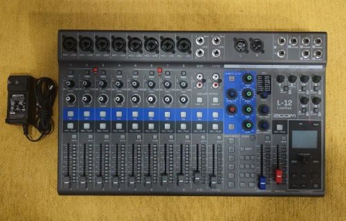 Zoom Mixer Livetrak L12 multitrack Oportunidade!