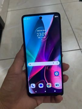 Moto G 200