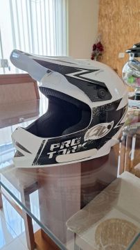 CAPACETE PRO TORK INFANTIL/JUVENIL TAMANHO 54