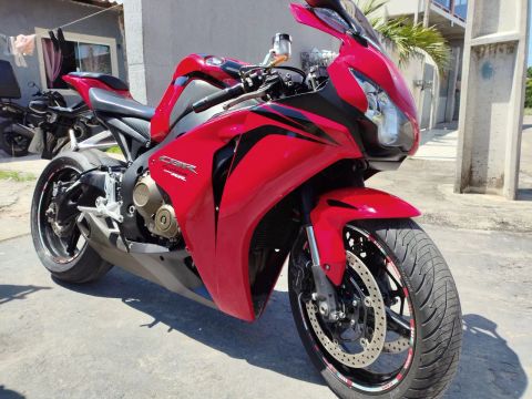 CBR 1000RR FIREBLADE 