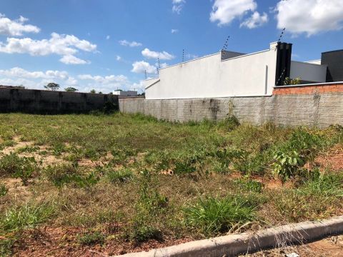 Vendo ou troco terreno Parque dos Ypês 