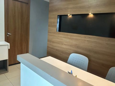 Alugo sala no norcon com 4 divisórias mais copa