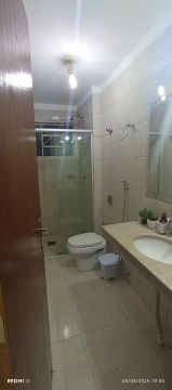 Aluga-se Apartamento na Carvalho