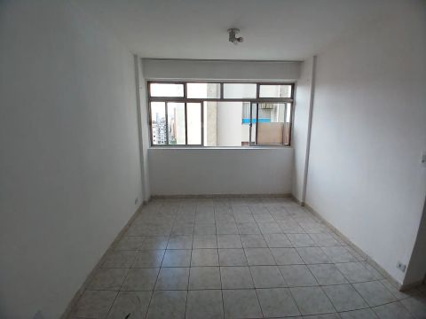 Studio com 35 m2 próximo metrô Marechal e Shopping Higienópolis na Santa Cecília