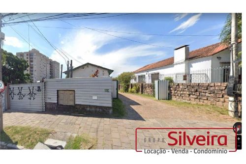 Terreno em Porto Alegre, no bairro Glória, à venda.