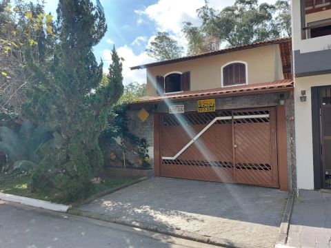 Casa com 5 dormitórios p locação jardim São Francisco 