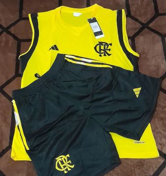 Conjunto de Futebol Flamengo - Adidas - Amarelo e Preto - Novo