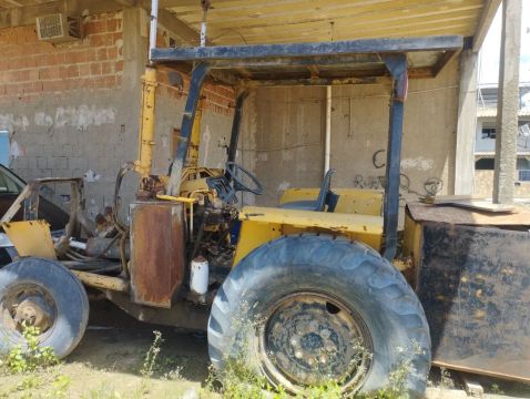 Trator Massey Ferguson 