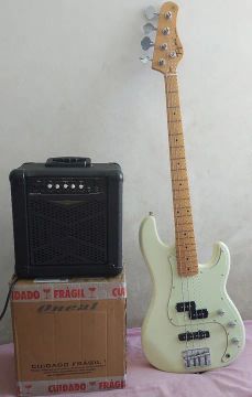 Baixo Tagima + Cubo Oneal 20w Seminovos