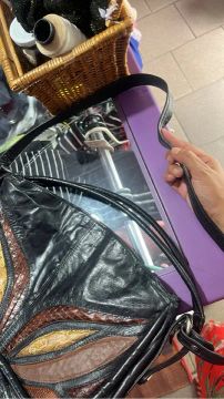 Bolsa de Ombro em Couro Legítimo