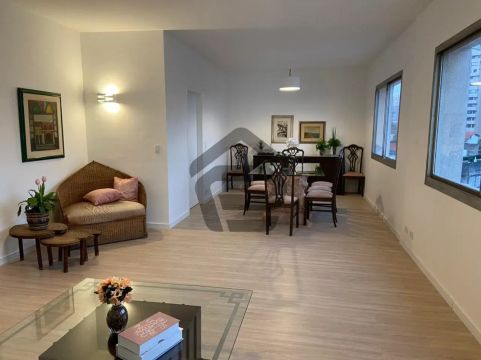 Apartamento à Venda com 4 Dormitórios no Real Parque