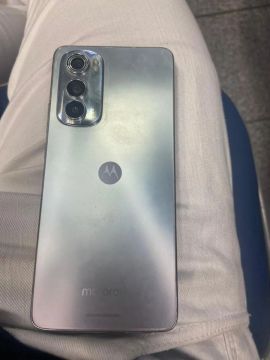 Motorola Moto edger30 5G (2022) -usado