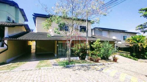 Casa em Condomínio : Duplex / Residencial / Badu